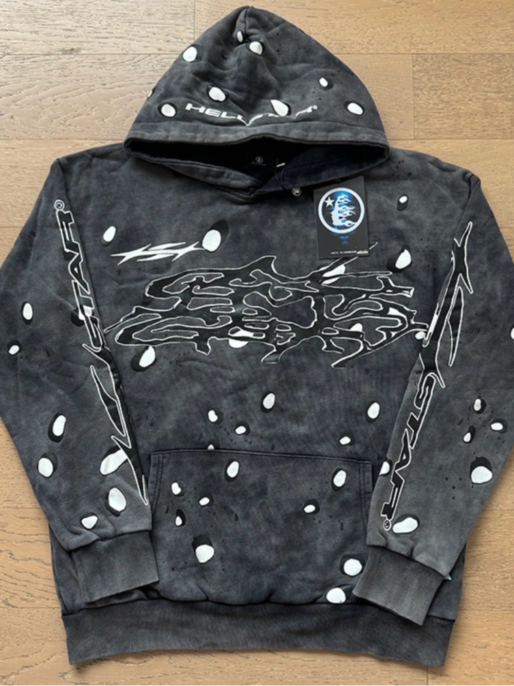 Streetwear Gray Graphic Men's Sweatpants - Picture 2 of 5